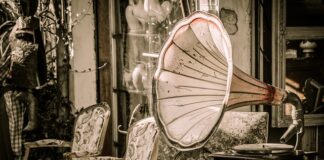 Czym się różni gramofon od fonografu?