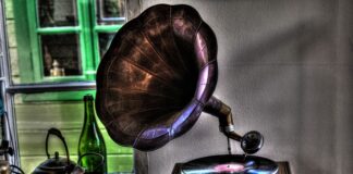 Jak wygląda patefon?