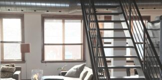 Jaki wyłaz na strych?