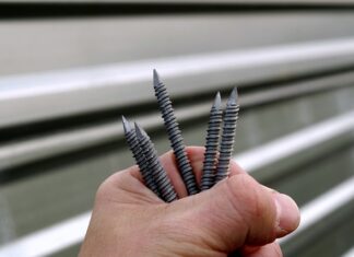 Co ile mocować peszel?