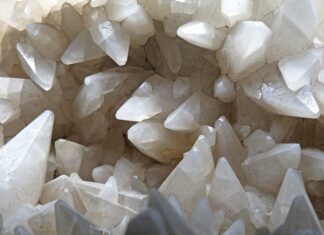 Od którego miesiąca można sadzać dziecko w krzesełku do karmienia? Od którego miesiąca można sadzać dziecko w krzesełku do karmienia?