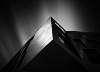 Jaki stół zajmuje więcej miejsca okrągły czy prostokątny?