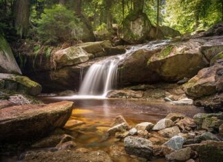 Co oznacza R przy wodomierzu?