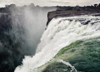 Jaką głębokość zabudowy geberitu?